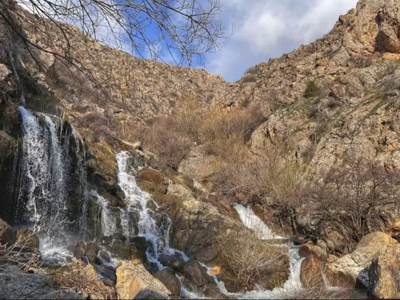 آبشار نره گر