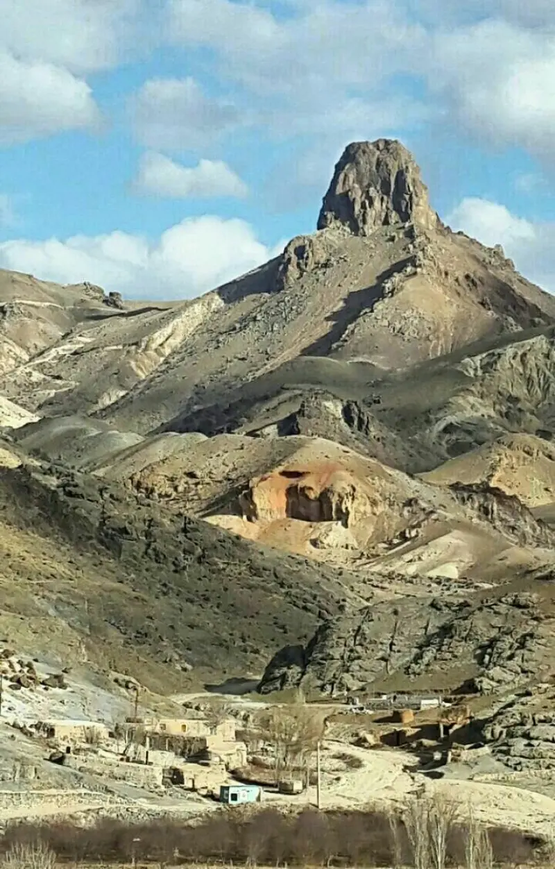 قلعه ارشق - تصویر 2