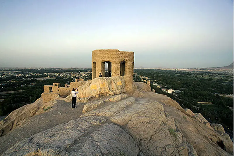 آتشگاه اصفهان - تصویر 3