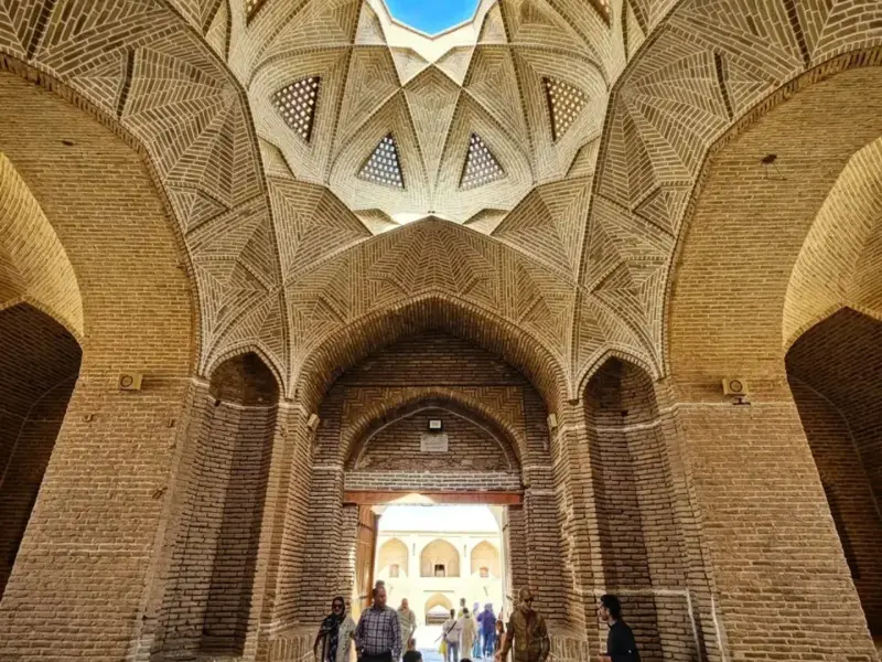 کاروانسرای شاه عباسی میبد - تصویر 4