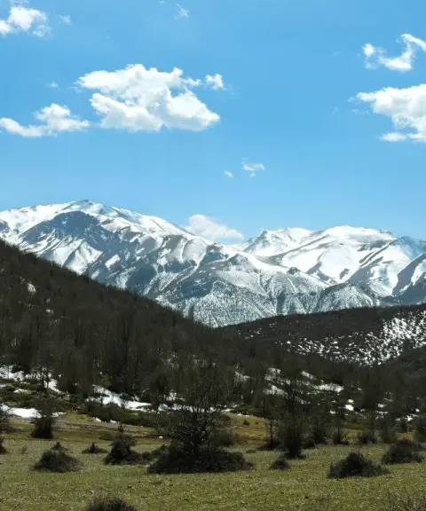 قله نیزوا، سمنان