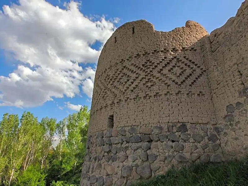 کهنه قلعه - تصویر 1
