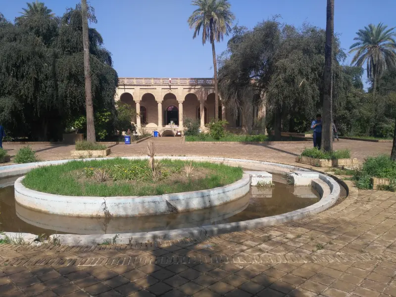 عمارت صمیمی