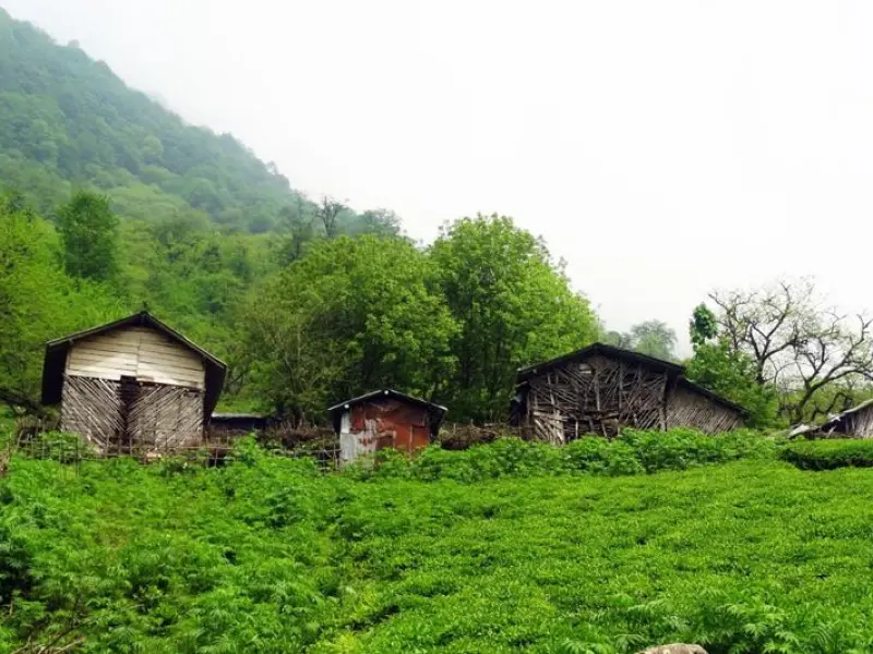 روستای آلوارس - تصویر 1