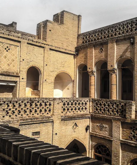 خانه سوزنگر، خوزستان