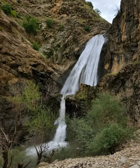 آبشار سیاران نهراب، کرمانشاه