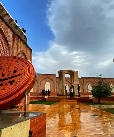 آرامگاه پوریای ولی، آذربایجان غربی