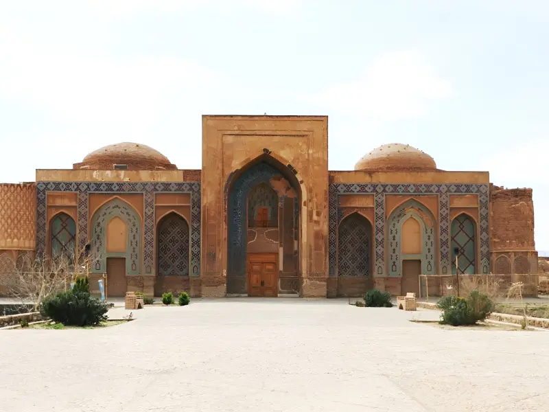 مدرسه غیاثیه خرگرد - تصویر 1