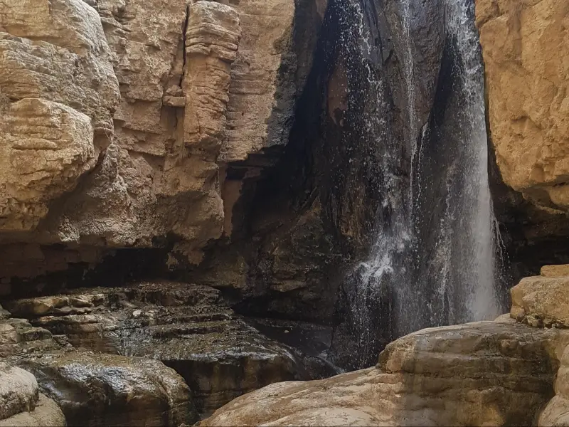 آبشار اسفجیر‎