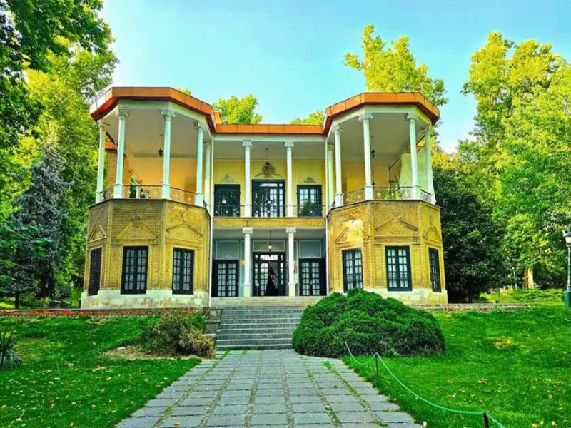 کاخ نیاوران - تصویر 10