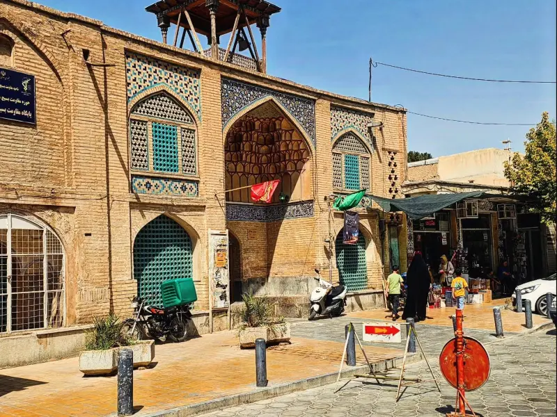 مسجد سرخی - تصویر 2
