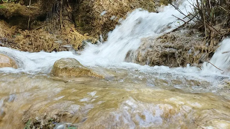 آبشار آبگرمه - تصویر 1