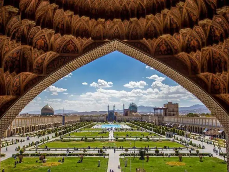 میدان‌ نقش جهان - تصویر 1