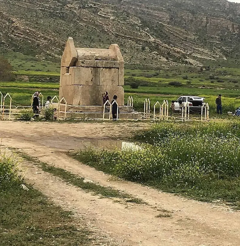 آرامگاه گور دختر - تصویر 3