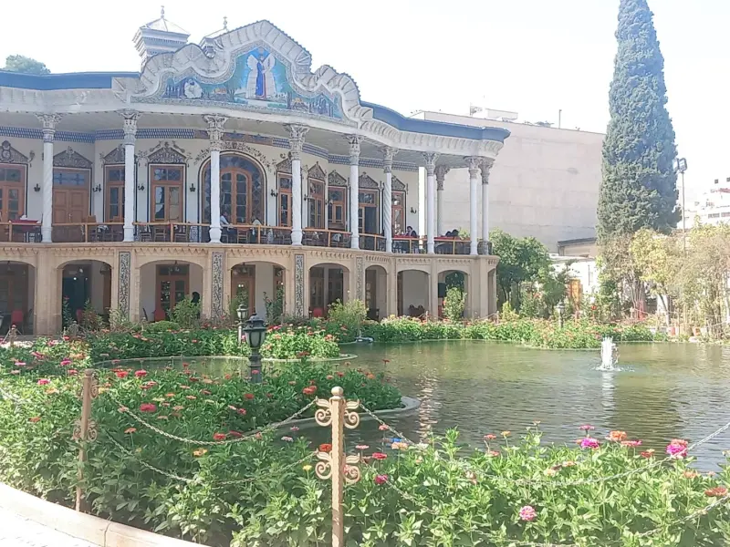 عمارت شاپوری - تصویر 10