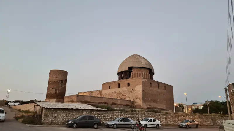 جمعه مسجد - تصویر 1