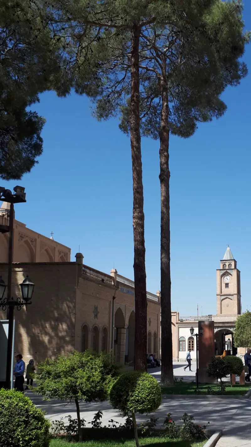 کلیسای گریگور لوساووریچ مقدس - تصویر 1