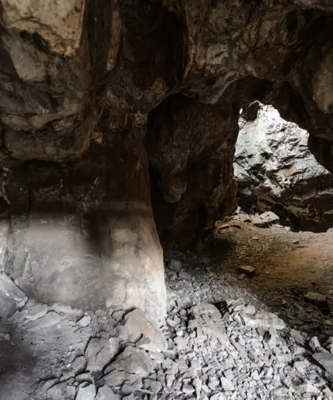 غار خرمنه سر، زنجان