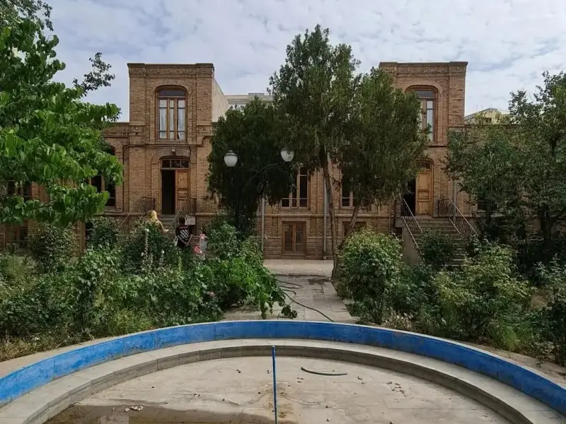خانه پروین اعتصامی