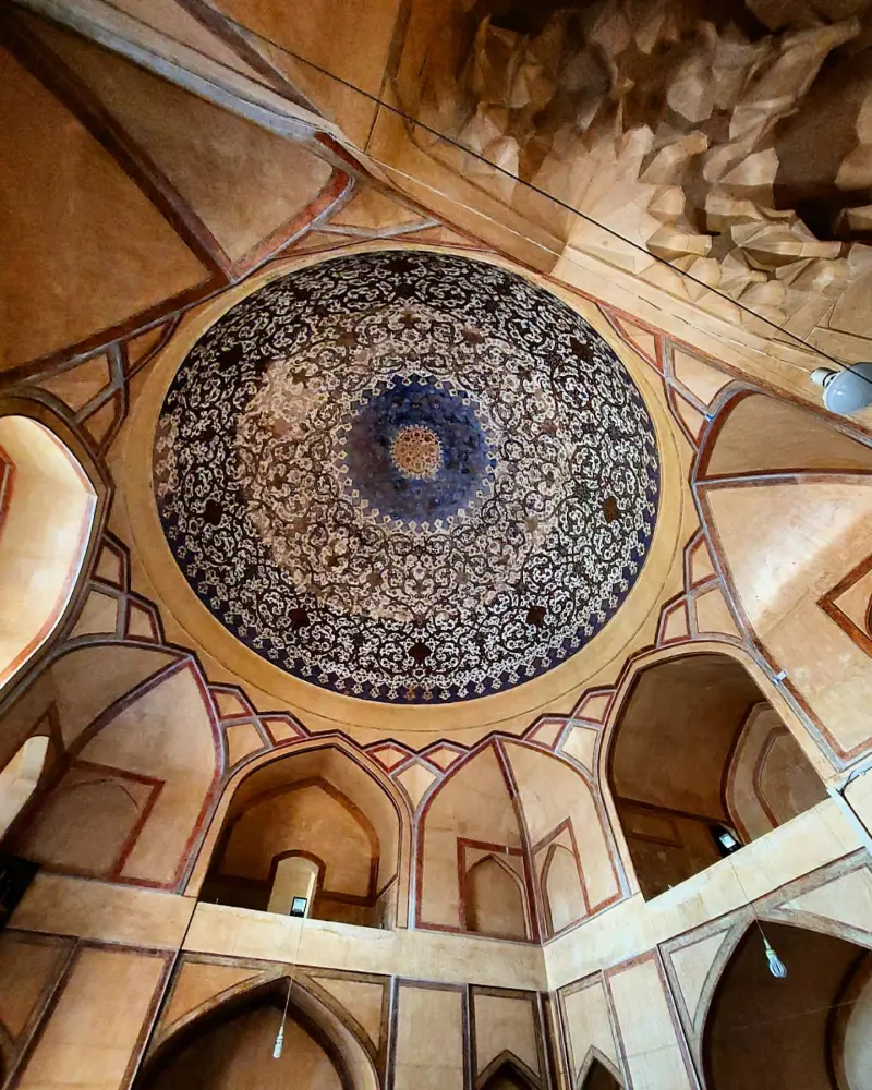 مسجد ساروتقی - تصویر 6