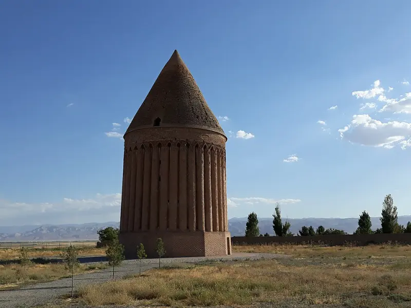 میل رادکان - تصویر 1