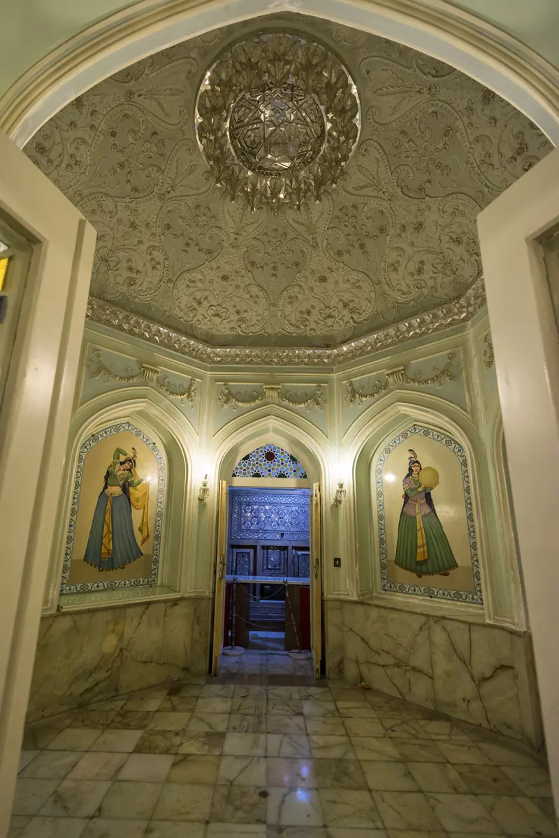 عمارت قصر آینه - تصویر 5
