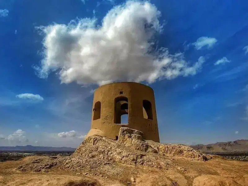 آتشگاه اصفهان - تصویر 1