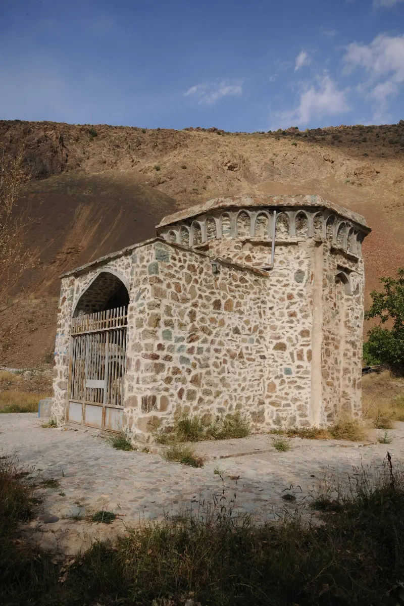 برج آرامگاهی میدانک - تصویر 5