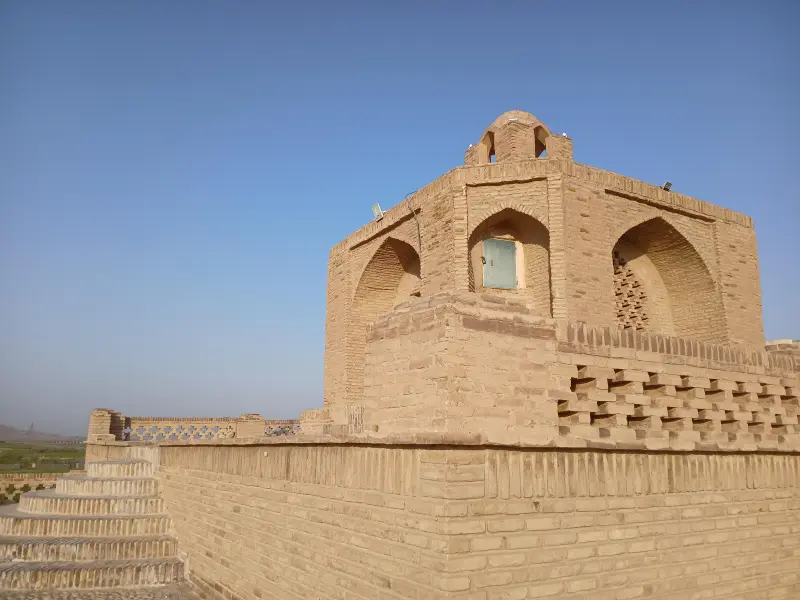 آرامگاه ابن حسام خوسفی - تصویر 2