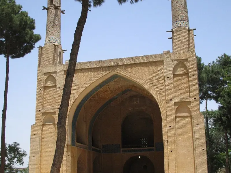 منارجنبان اصفهان - تصویر 1