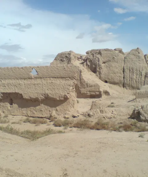 قلعه زرد شمس‌آباد، سمنان