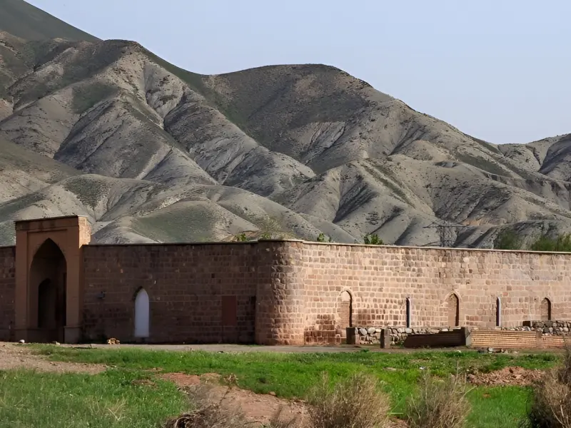 کاروانسرای گویجه بل - تصویر 2