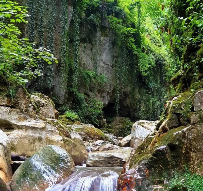 آبشار تنگه‌دار - تصویر 2