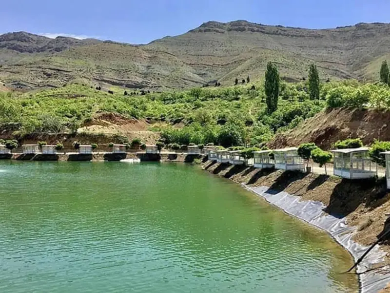 دریاچه عسل