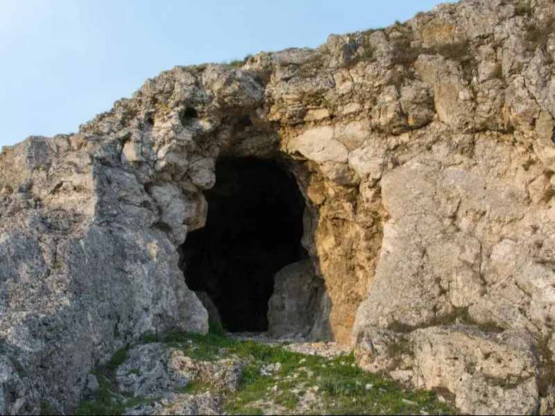 غار هیزج