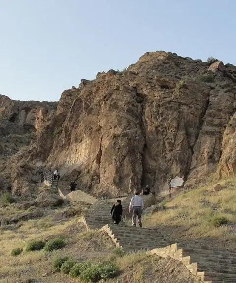 غار قارنی یاریق، آذربایجان غربی