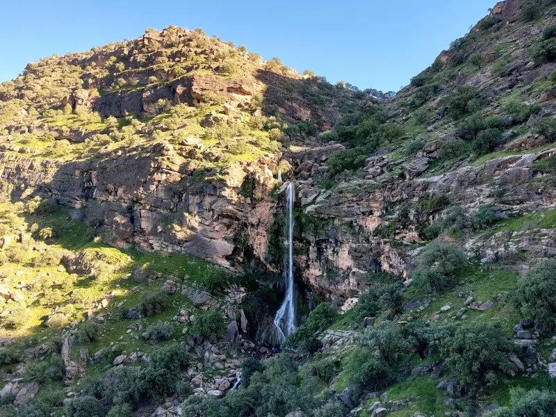 آبشار طوف خیمه سوق