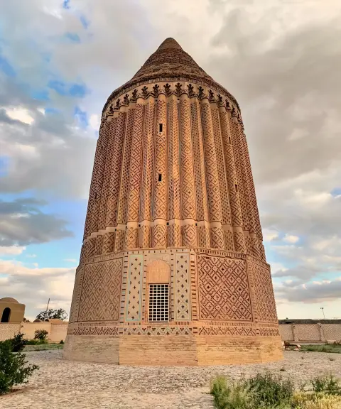 برج علی‌آباد، خراسان رضوی