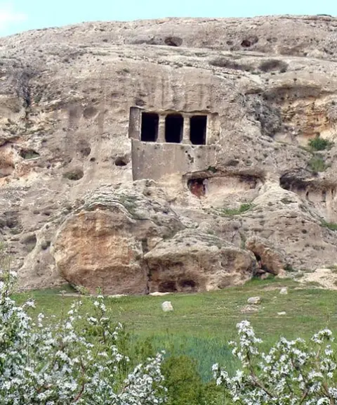 غار فقرگاه، آذربایجان غربی
