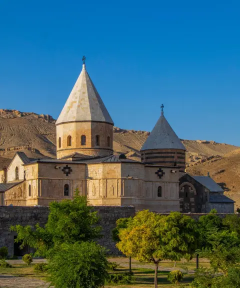 کلیسای تادئوس مقدس، آذربایجان غربی