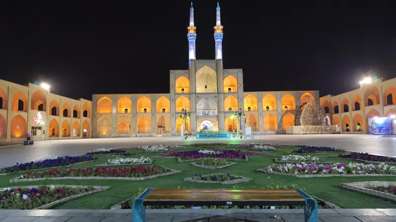 میدان امیر چخماق - تصویر 6