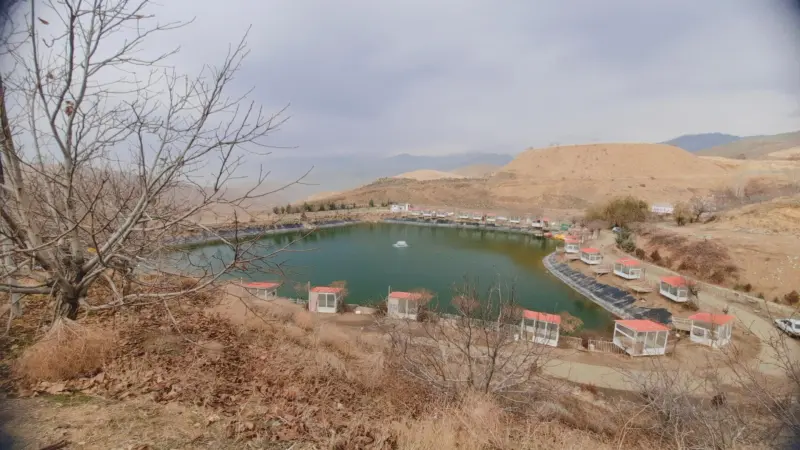 دریاچه عسل - تصویر 3