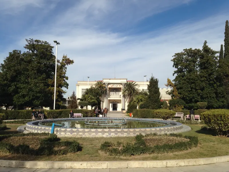 کاخ موزه گرگان - تصویر 1