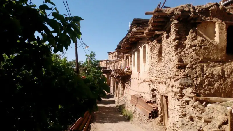 روستای دیزباد - تصویر 1