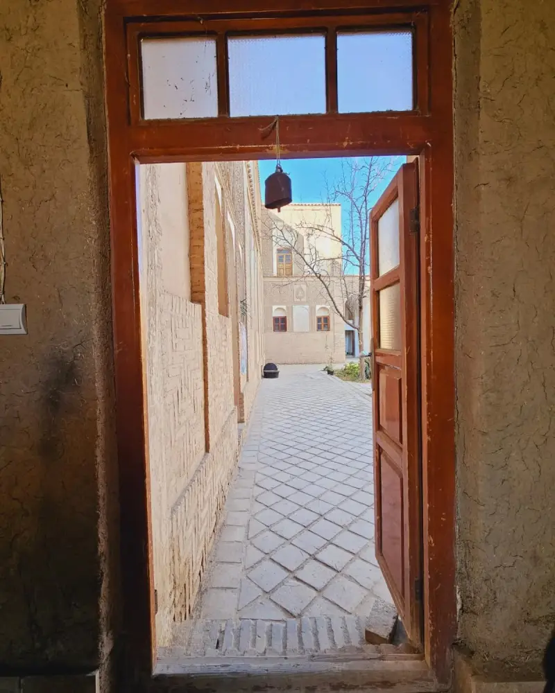 خانه اعتمادی نیا - تصویر 13