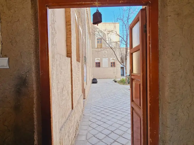 خانه اعتمادی نیا - تصویر 13