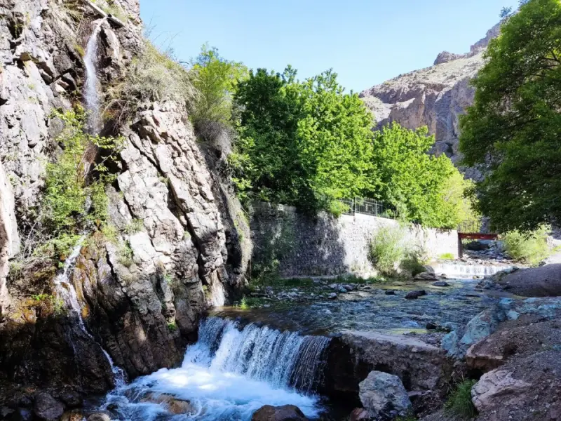 آبشار چاران - تصویر 1