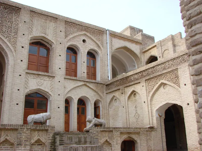 خانه تیزنو