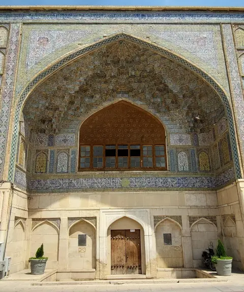 مدرسه خان، فارس