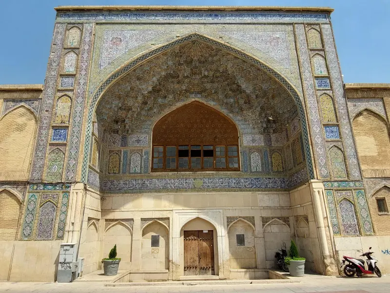 مدرسه خان